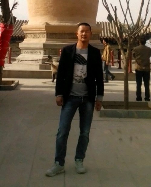 农民大哥的照片_我在找你-完全免费的相亲交友聊天
